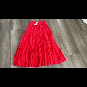 Vineyard Vines, Women Skirt, color Red, Size 6